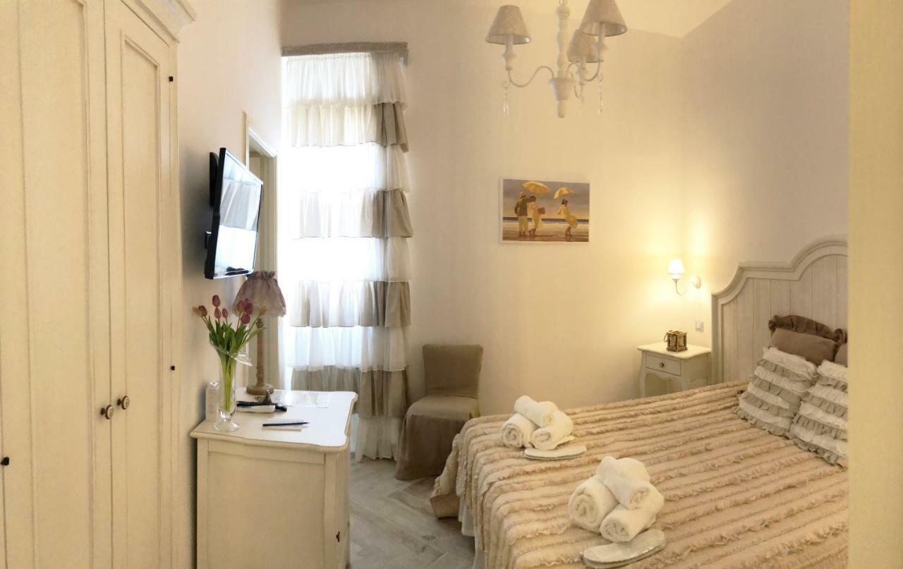 La Casa Di Ada E Gigi Vacanze ポルト・チェザーレオ エクステリア 写真